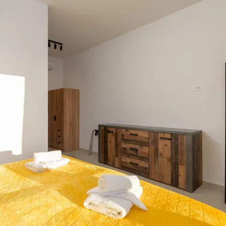 Apartament With Private Pool Novigrad (Istria)